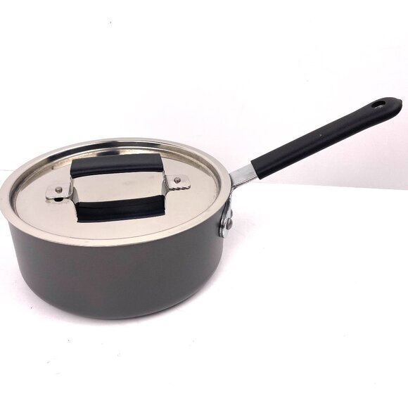 NEW Vollrath Ameriware Professional 3 Qt Saucepan With Stainless Steel Lid 8" - Picture 1 of 9